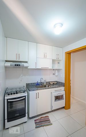 Apartamento para alugar com 90m², 3 quartos e 2 vagasCozinha