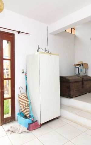Casa de condomínio à venda com 250m², 6 quartos e 1 vagaHall de Entrada