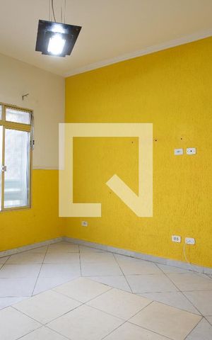 Casa à venda com 190m², 4 quartos e 1 vaga Casa à venda com 190m², 4 quartos e 1 vagaSala