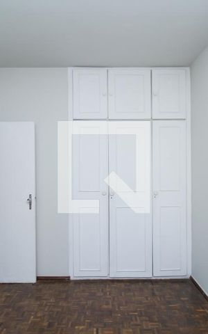 Apartamento à venda com 317m², 4 quartos e 2 vagas Apartamento à venda com 317m², 4 quartos e 2 vagasSuíte 2