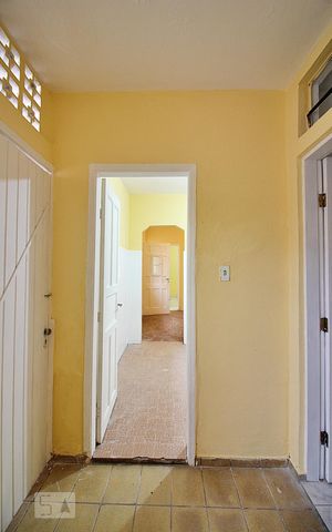 Casa para alugar com 82m², 1 quarto e sem vagaLavanderia