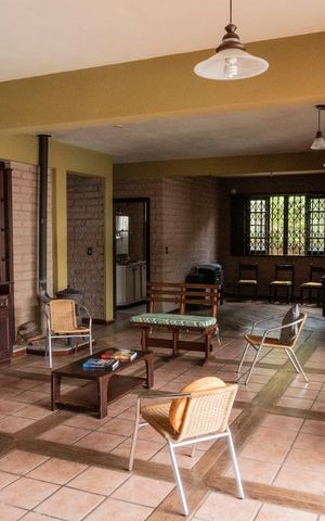 Casa à venda com 442m², 5 quartos e 4 vagasDetalhe Sala