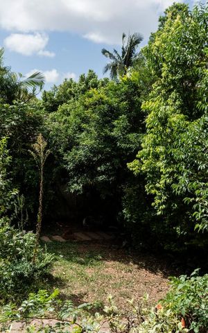 Casa à venda com 442m², 5 quartos e 4 vagasVista
