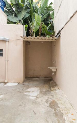 Casa à venda com 30m², 1 quarto e sem vagaQuintal