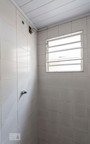 Casa à venda com 30m², 1 quarto e sem vagaBanheiro social