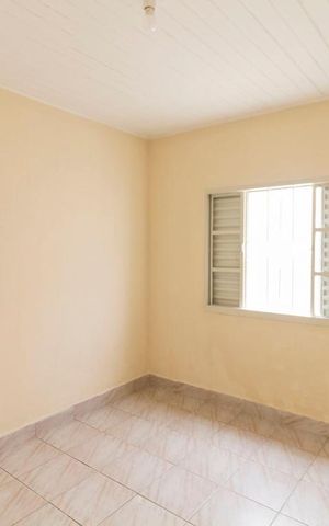 Casa à venda com 30m², 1 quarto e sem vagaQuarto