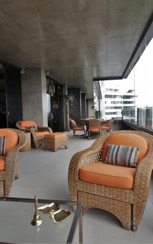Apartamento à venda com 520m², 4 quartos e 4 vagasVaranda