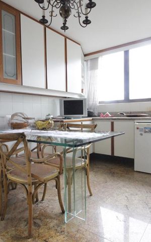 Apartamento à venda com 520m², 4 quartos e 4 vagasCopa