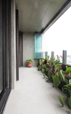 Apartamento à venda com 520m², 4 quartos e 4 vagasVaranda