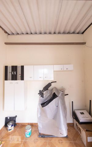 Casa à venda com 276m², 3 quartos e 4 vagas Casa à venda com 276m², 3 quartos e 4 vagasQuarto de Serviço