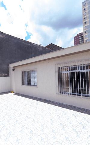 Casa à venda com 276m², 3 quartos e 4 vagas Casa à venda com 276m², 3 quartos e 4 vagasTerraço