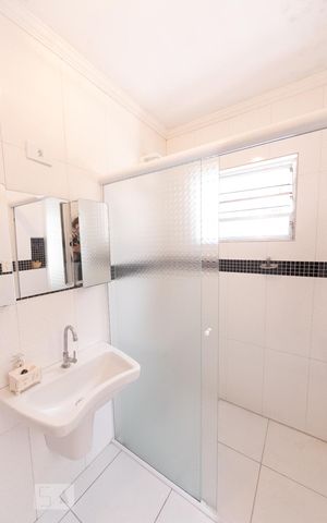 Casa à venda com 276m², 3 quartos e 4 vagas Casa à venda com 276m², 3 quartos e 4 vagasBanheiro da Suite