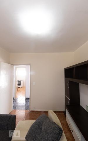 Casa à venda com 276m², 3 quartos e 4 vagas Casa à venda com 276m², 3 quartos e 4 vagasQuarto 2