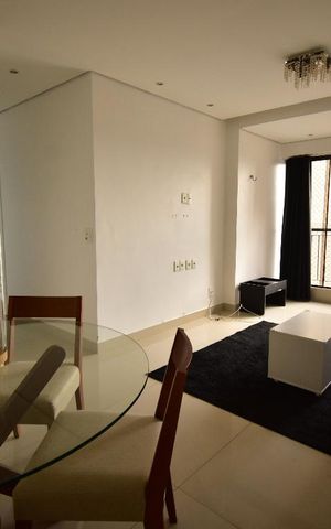 Apartamento para alugar com 80m², 3 quartos e 2 vagasSala