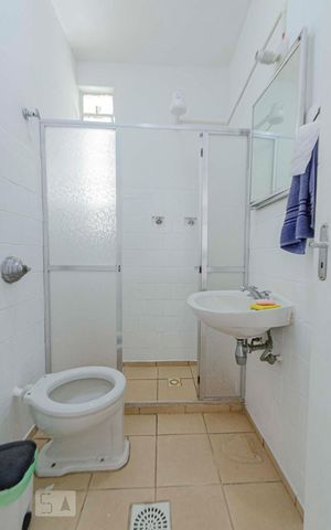 Apartamento à venda com 70m², 2 quartos e sem vagaBanheiro