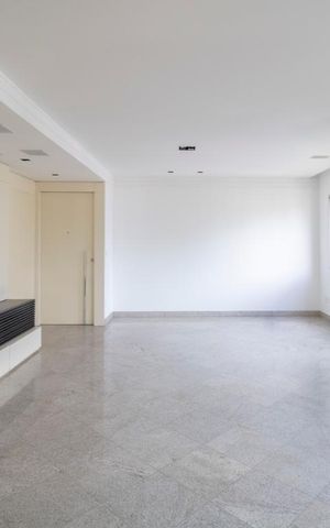 Apartamento à venda com 305m², 4 quartos e 3 vagasSala