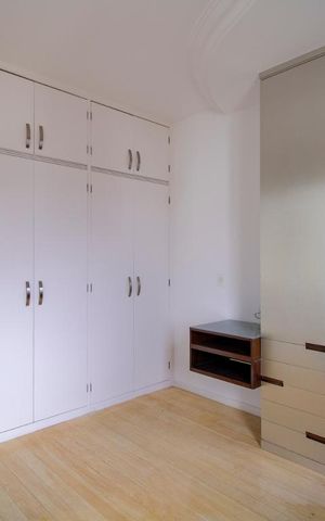 Apartamento à venda com 305m², 4 quartos e 3 vagasQuarto 03