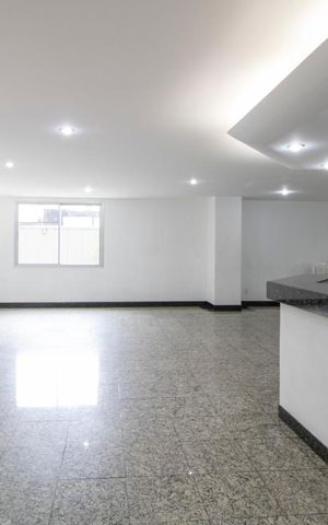 Apartamento à venda com 305m², 4 quartos e 3 vagasÁrea comum - Salão de festas