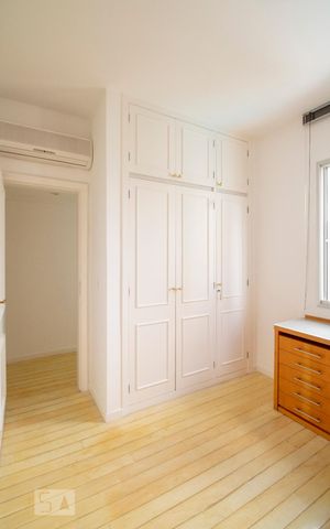 Apartamento à venda com 305m², 4 quartos e 3 vagasQuarto 01