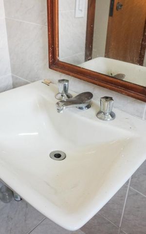 Casa à venda com 160m², 3 quartos e sem vagaBanheiro