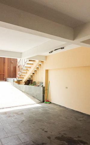 Casa à venda com 160m², 3 quartos e sem vagaGaragem