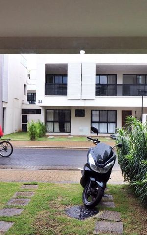 Casa de condomínio à venda com 165m², 3 quartos e 2 vagasVista