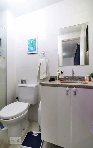 Casa de condomínio à venda com 165m², 3 quartos e 2 vagasBanheiro da Suíte 3
