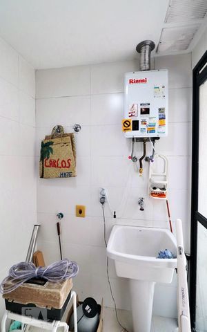 Casa de condomínio à venda com 165m², 3 quartos e 2 vagasÁrea de Serviço