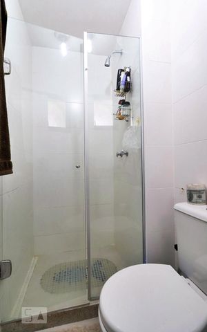 Casa de condomínio à venda com 165m², 3 quartos e 2 vagasBanheiro da Suíte 3