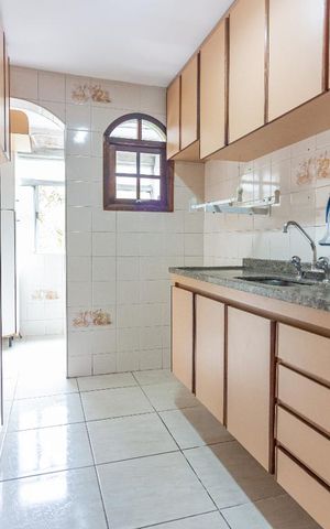 Apartamento à venda com 56m², 2 quartos e 1 vagaCozinha