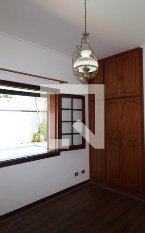 Casa à venda com 500m², 5 quartos e 4 vagasQuarto 1