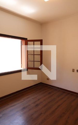 Casa à venda com 500m², 5 quartos e 4 vagasQuarto 3