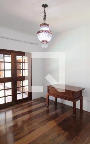 Casa à venda com 500m², 5 quartos e 4 vagasSala 2
