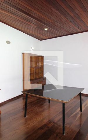 Casa à venda com 500m², 5 quartos e 4 vagasÁrea Comum