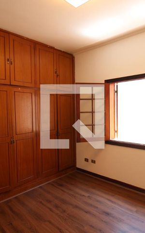 Casa à venda com 500m², 5 quartos e 4 vagasQuarto 3