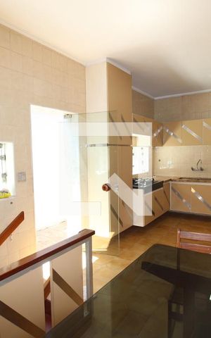 Casa à venda com 500m², 5 quartos e 4 vagasCozinha