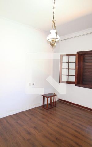 Casa à venda com 500m², 5 quartos e 4 vagasQuarto 2