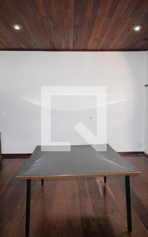 Casa à venda com 500m², 5 quartos e 4 vagasÁrea Comum