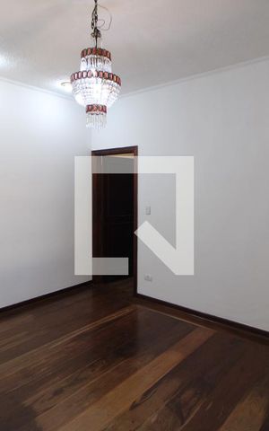 Casa à venda com 500m², 5 quartos e 4 vagasSala 2