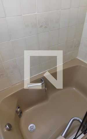 Casa à venda com 500m², 5 quartos e 4 vagasQuarto 2 - Banheiro