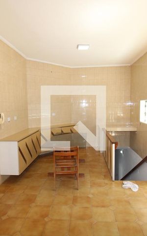 Casa à venda com 500m², 5 quartos e 4 vagasCozinha