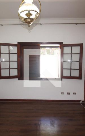 Casa à venda com 500m², 5 quartos e 4 vagasQuarto 2