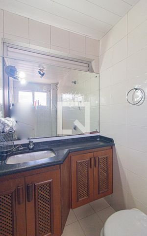 Apartamento à venda com 171m², 3 quartos e 2 vagas Apartamento à venda com 171m², 3 quartos e 2 vagasBanheiro do Quarto 1
