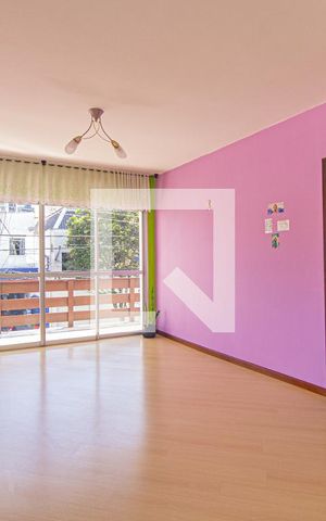 Apartamento à venda com 171m², 3 quartos e 2 vagas Apartamento à venda com 171m², 3 quartos e 2 vagasSala