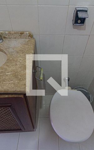 Apartamento à venda com 171m², 3 quartos e 2 vagas Apartamento à venda com 171m², 3 quartos e 2 vagasBanheiro Social