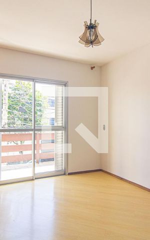 Apartamento à venda com 171m², 3 quartos e 2 vagas Apartamento à venda com 171m², 3 quartos e 2 vagasQuarto 1