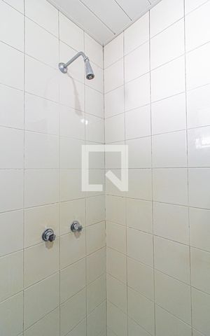 Apartamento à venda com 171m², 3 quartos e 2 vagas Apartamento à venda com 171m², 3 quartos e 2 vagasBanheiro Social