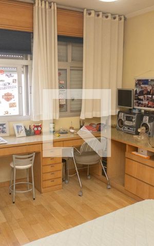Apartamento à venda com 253m², 3 quartos e 3 vagasQuarto 2