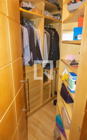 Apartamento à venda com 253m², 3 quartos e 3 vagasCloset