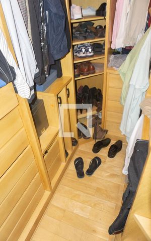 Apartamento à venda com 253m², 3 quartos e 3 vagasCloset